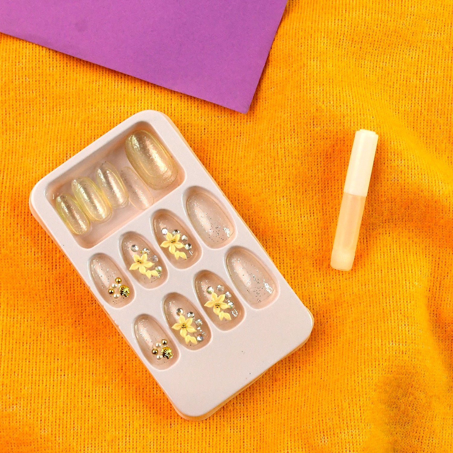Premium Glitter 3d Floral Press-on Artificial Nail Tips With Nail Glue (1 Set)