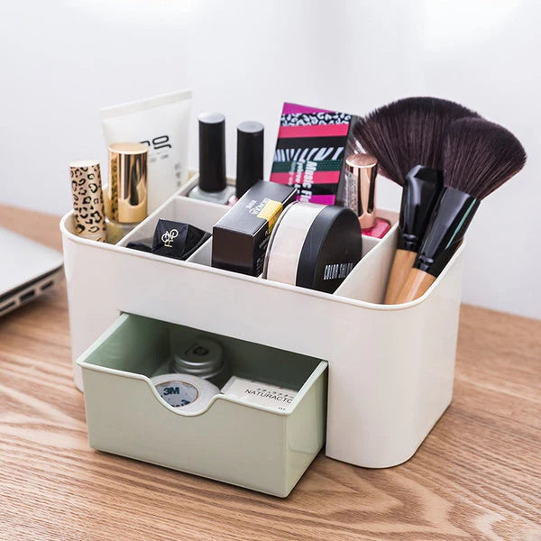Makeup Cutlery Box Girl. - 360
