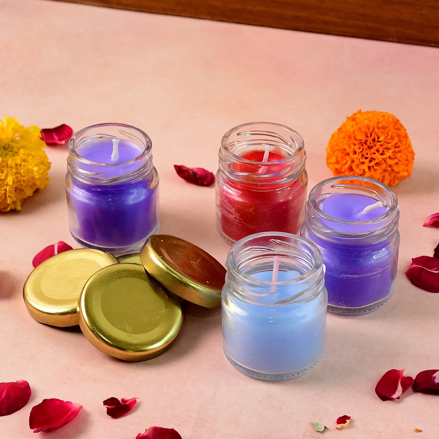 Wax Candle Set In Glass Jars With Gold Lids (4 Pc)