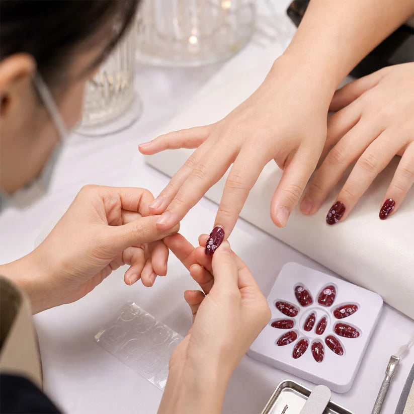 Premium Artificial False Nail Set With Mix Design - (Set)