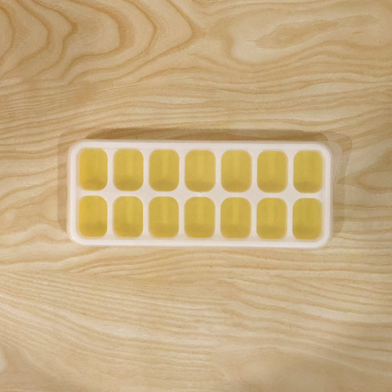 14 Cavity Ice Cube Tray With Lid Easy Release Ice Mold For Fridge Freezer (1 Pc)