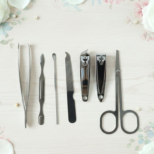 7 In 1 Stainless Steel Manicure Pedicure Grooming Kit